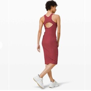 Lululemon • Brunch and Back Dress • Size 6